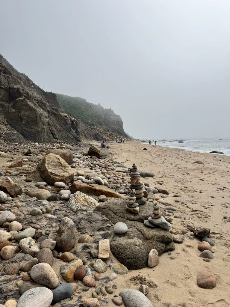 Rhode Island Family Vacation: Our 4-Day Narragansett Itinerary Rocky beach and cliffs at Mohegan Bluffs on Block Island