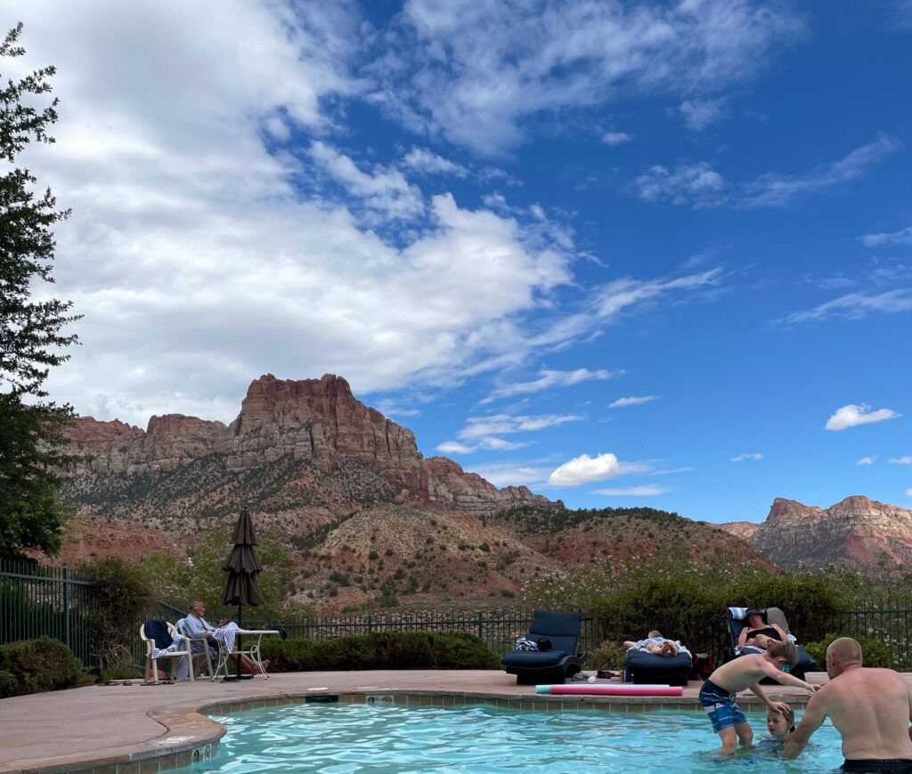 7-Day Utah Itinerary: Salt Lake City, Zion & Bryce Canyon National Parks Pool overlooking the mountains in Zion National Park